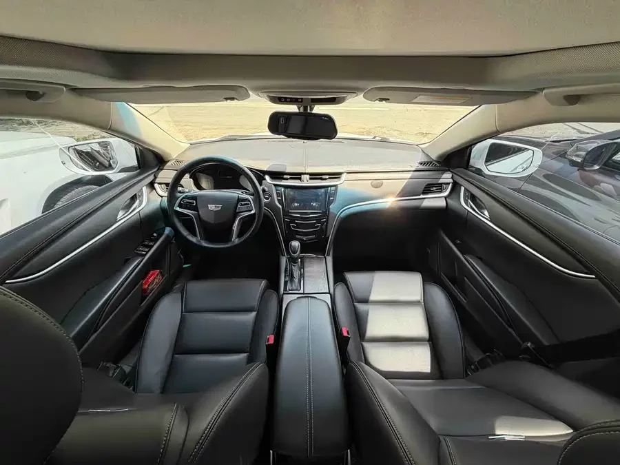 Cadillac XTS