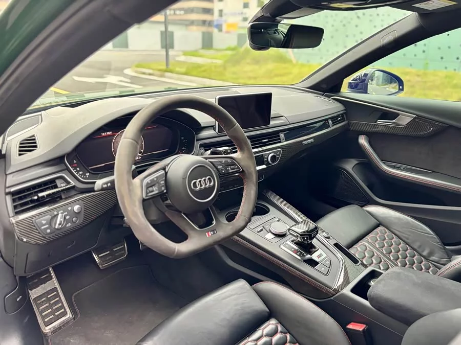 Audi RS 4