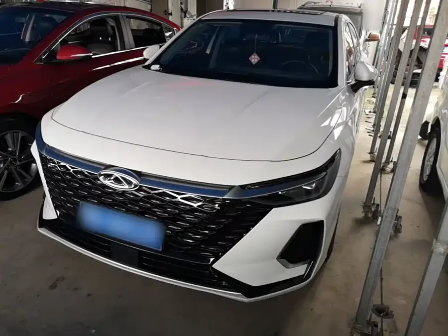 Chery Arrizo 8