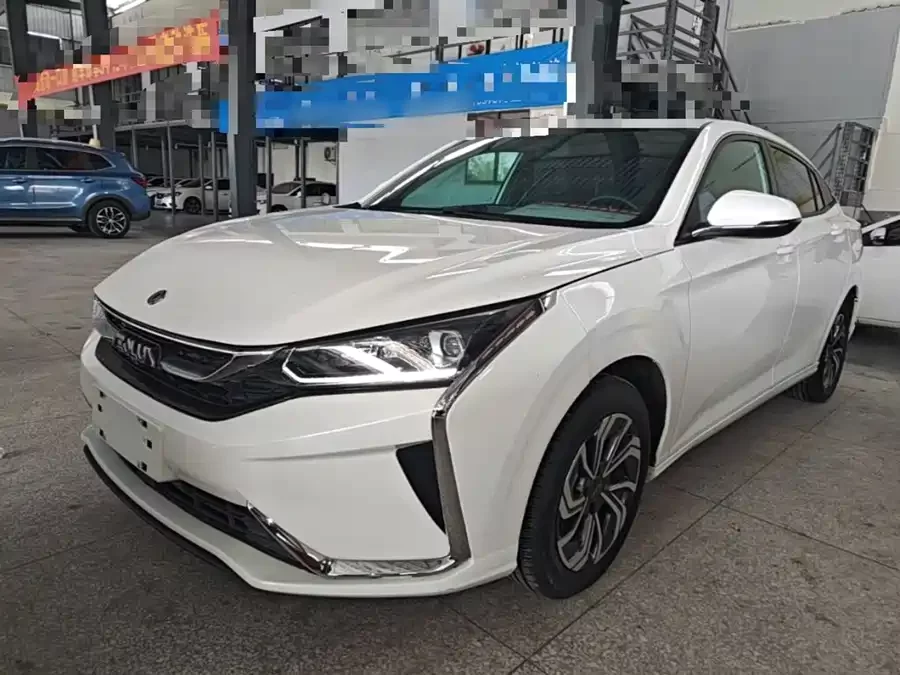 Dongfeng Yixuan