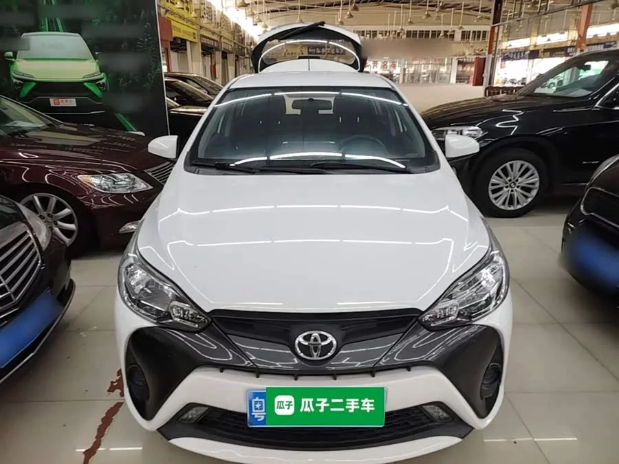 Toyota YARiS L