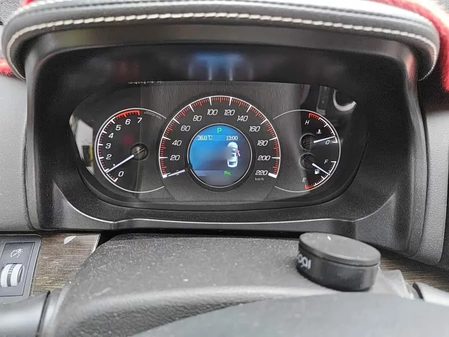 BAIC S6