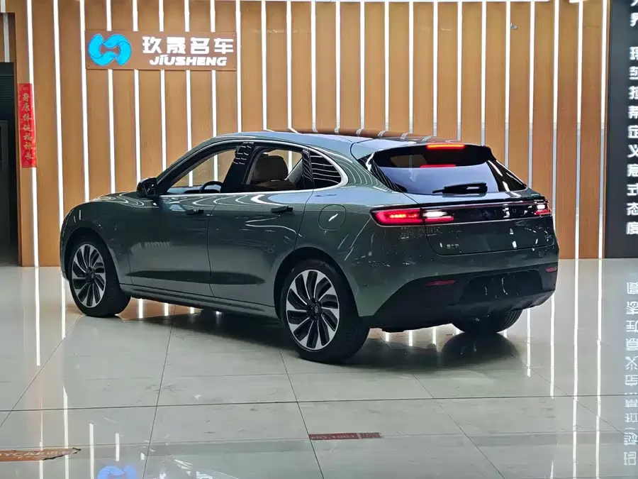 AITO Wenjie M5