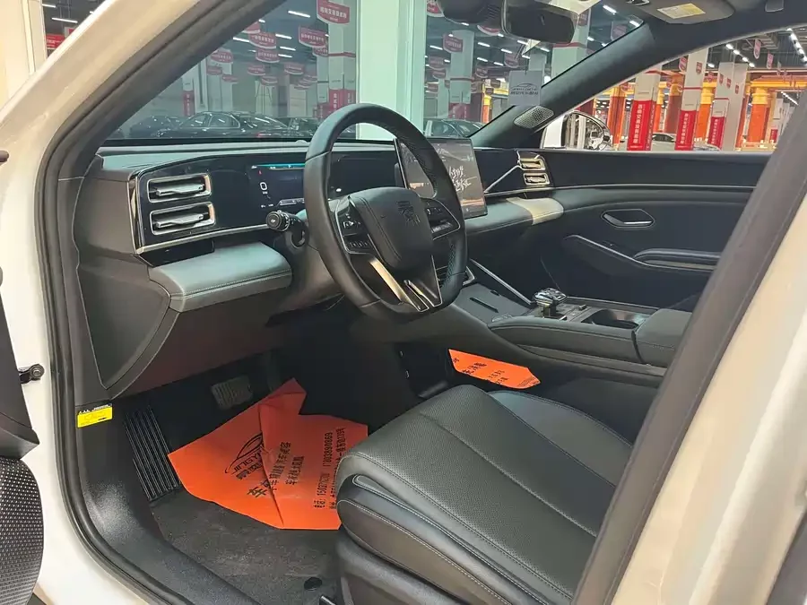 BYD Qin L