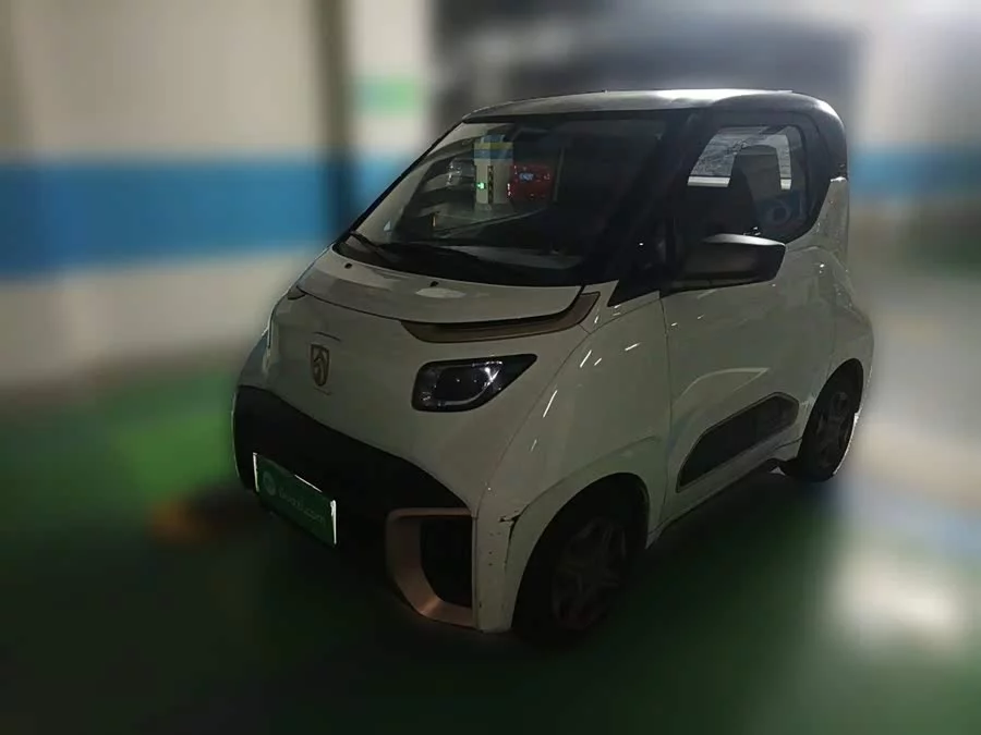 Baojun E200