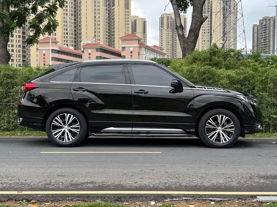 Honda Crown Road