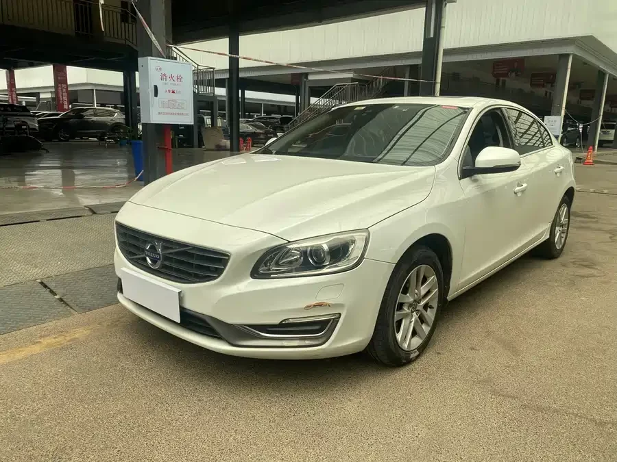 Volvo S60