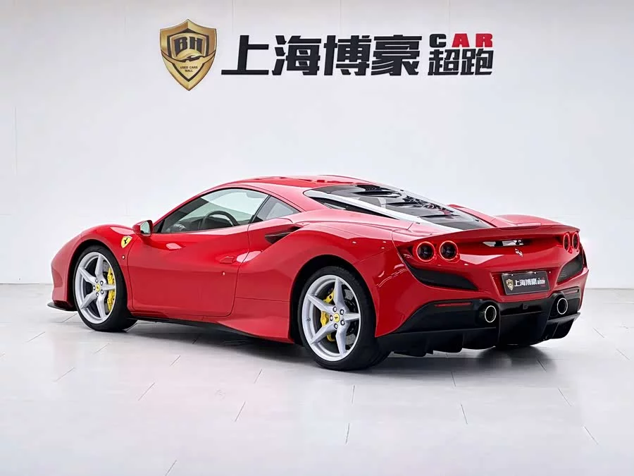 Ferrari F8