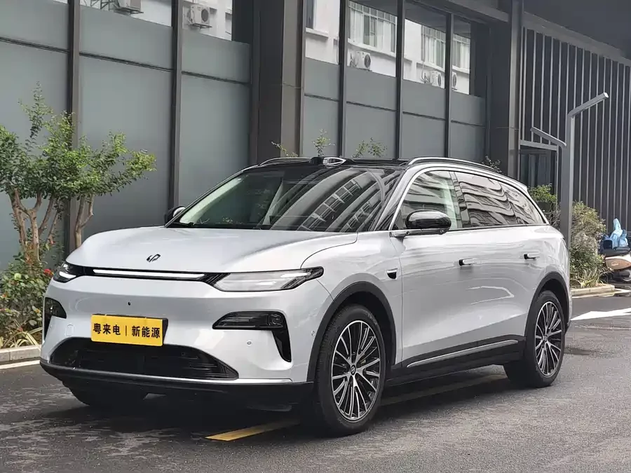 Leapmotor C11