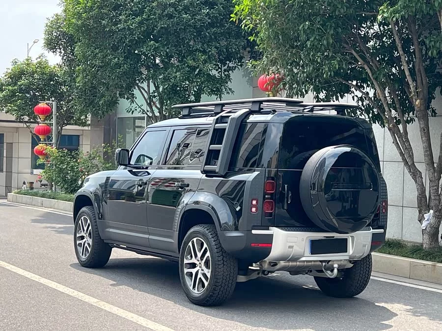 Land Rover guard