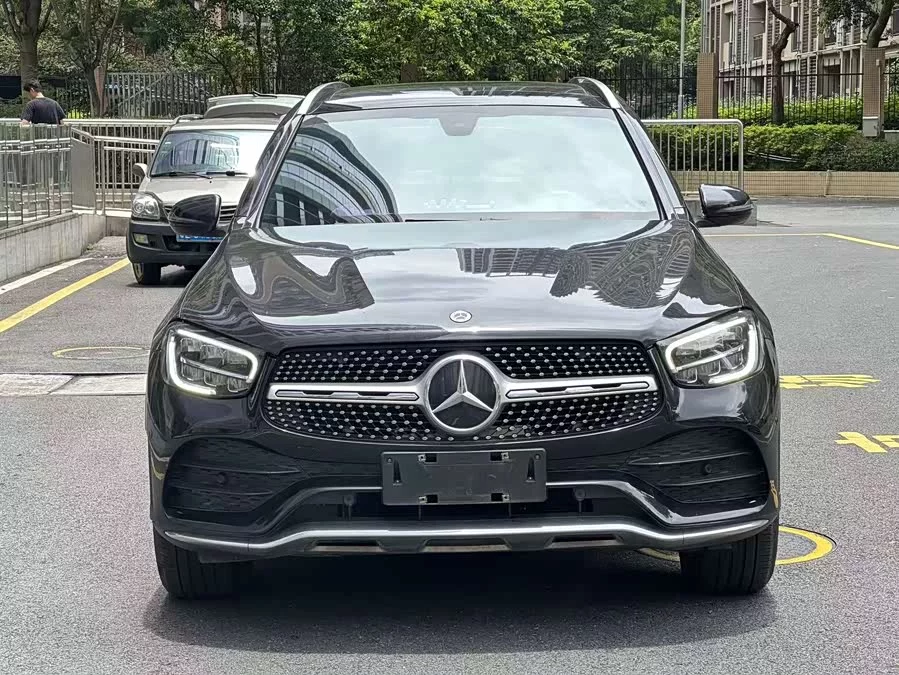 Mercedes Benz GLC