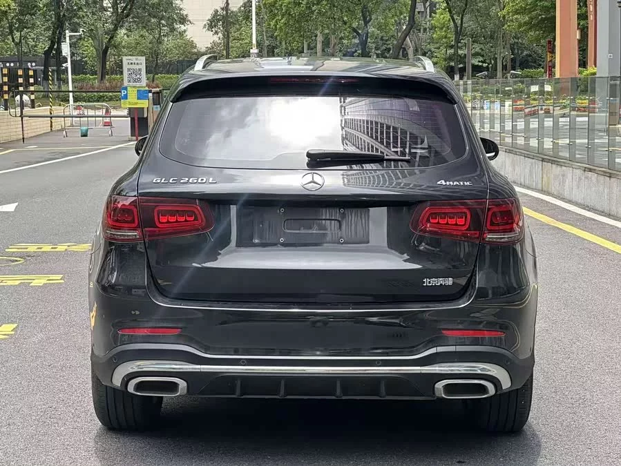 Mercedes Benz GLC