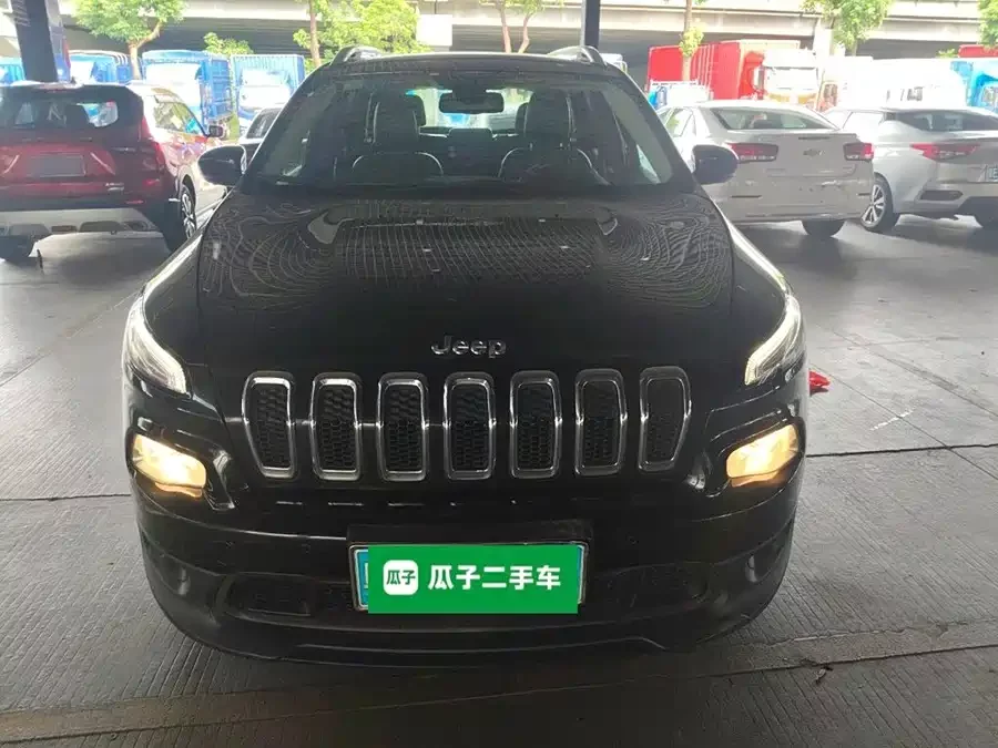 Jeep Cherokee