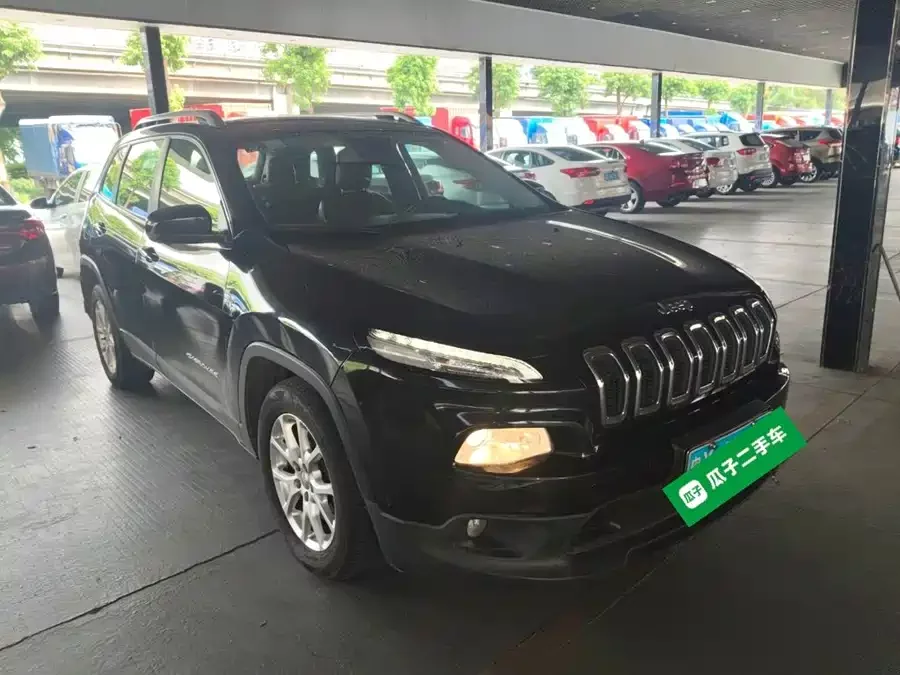 Jeep Cherokee