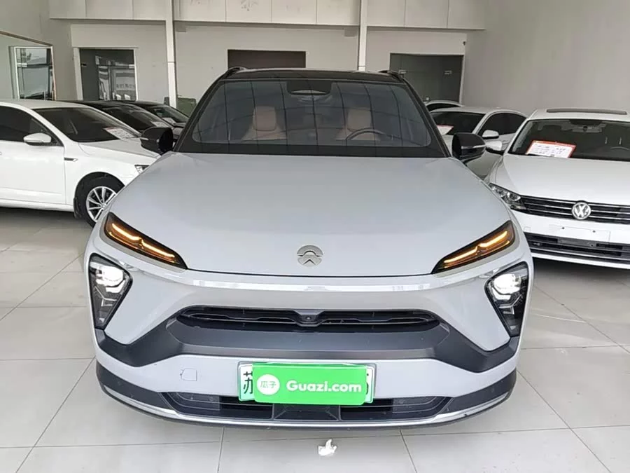 NIO ES6