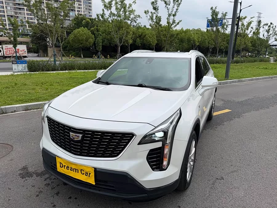 Cadillac XT4