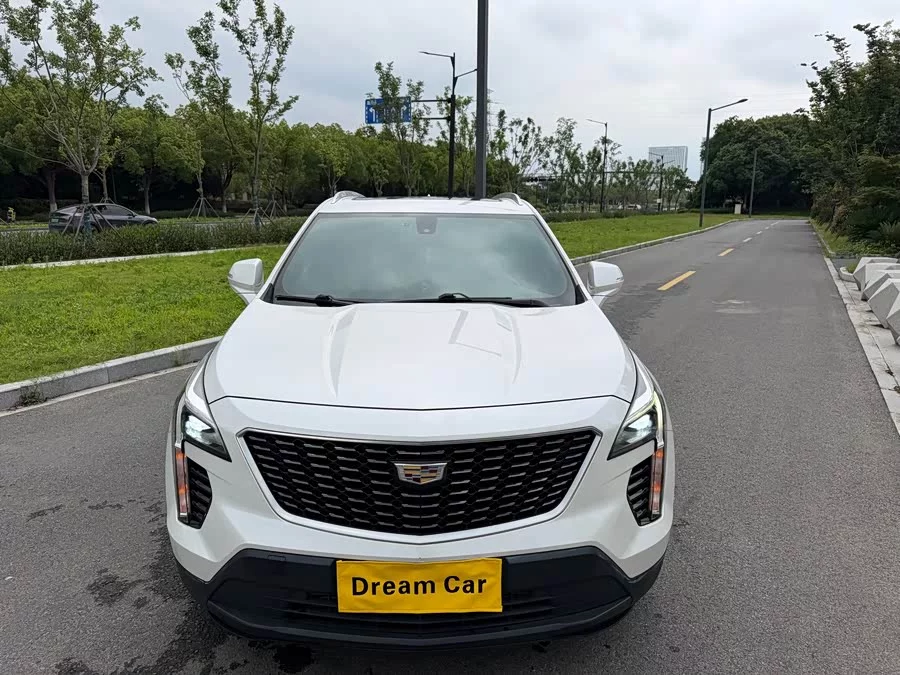Cadillac XT4