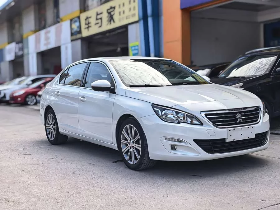 Peugeot 408