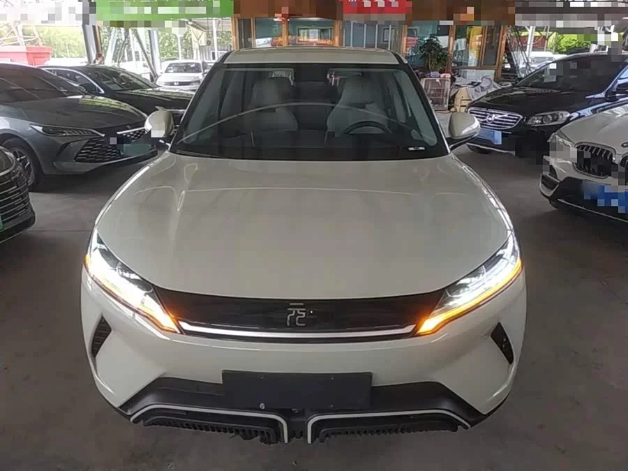 BYD Yuan UP