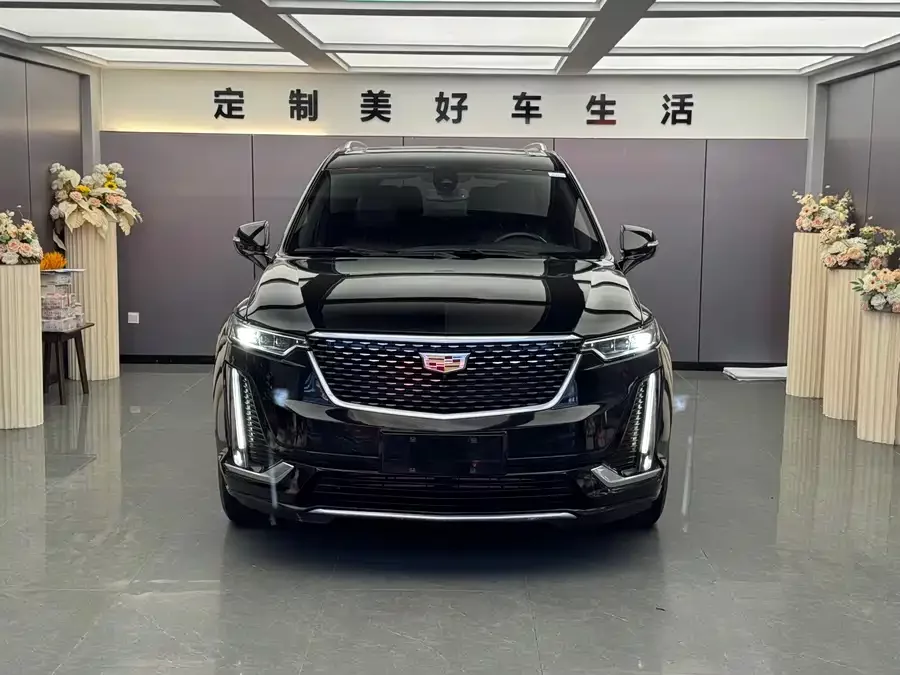 Cadillac XT6