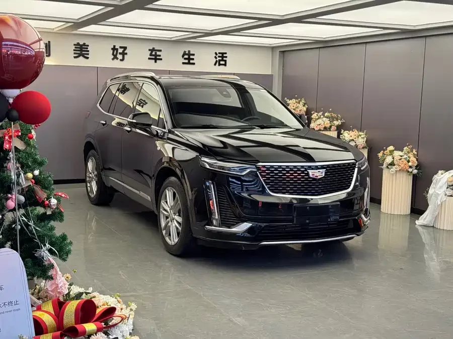 Cadillac XT6