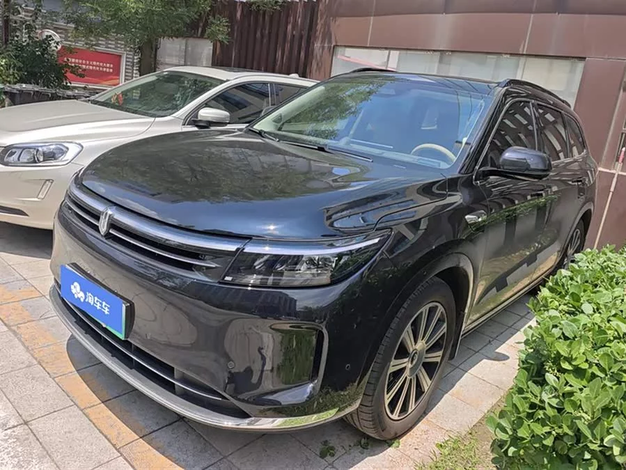 AITO Wenjie M7