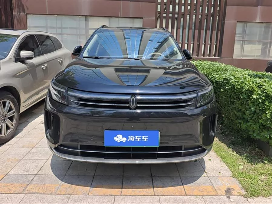 AITO Wenjie M7