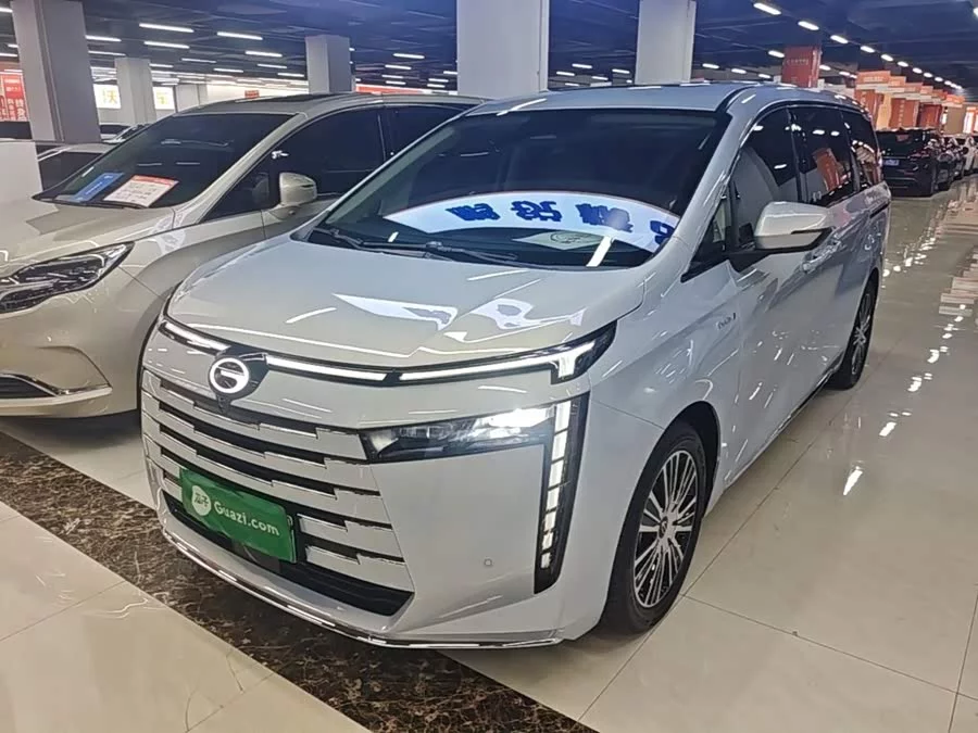 GAC Trumpchi E8 PHEV