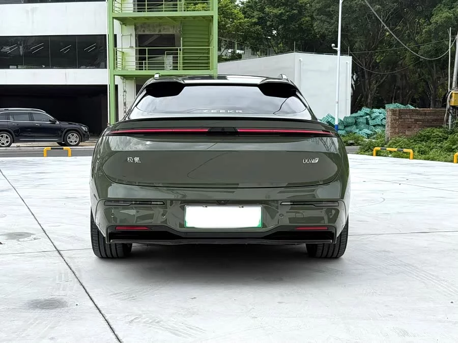 Zeekr 007GT