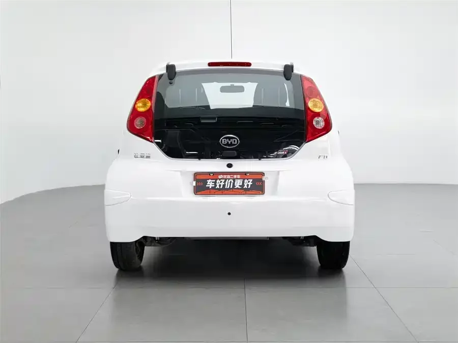 BYD F0