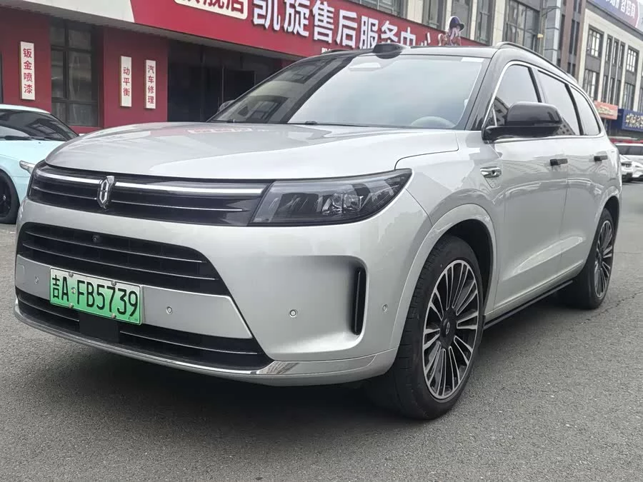 AITO Wenjie M7