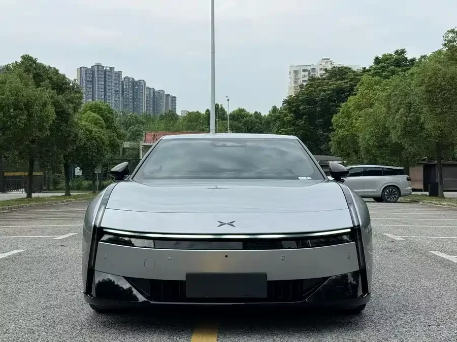 Xpeng P7