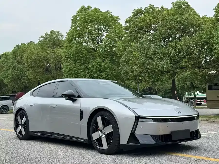 Xpeng P7