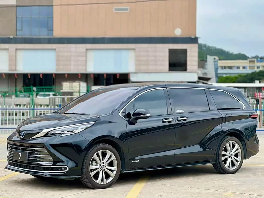 Toyota SIENNA