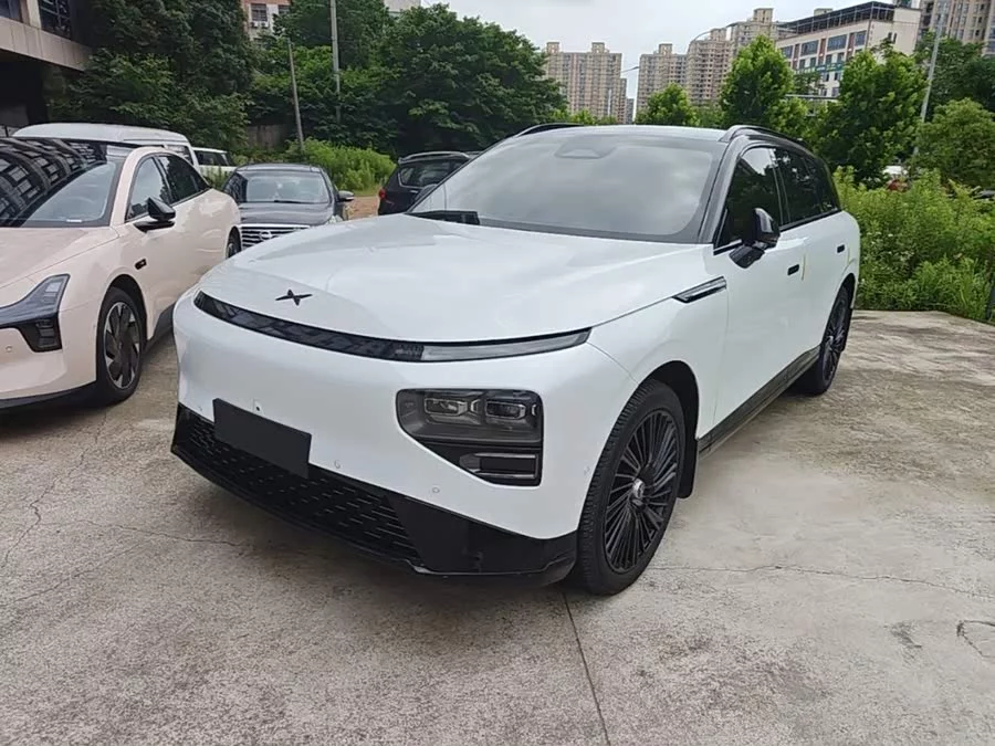 Xpeng G9