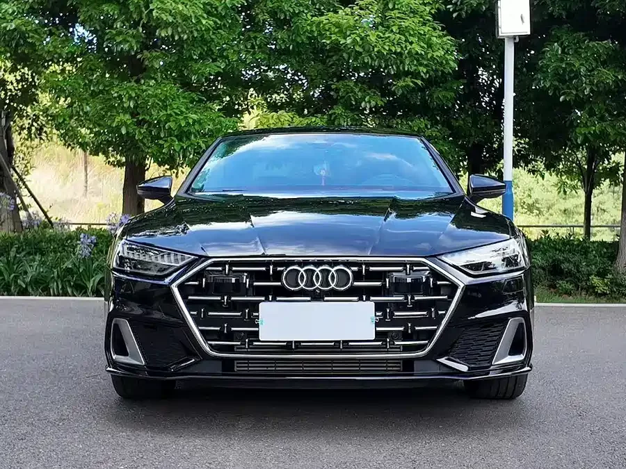 Audi A7L