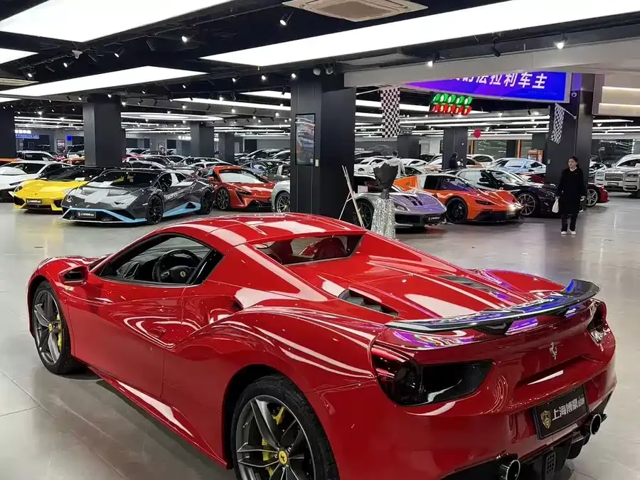Ferrari 488