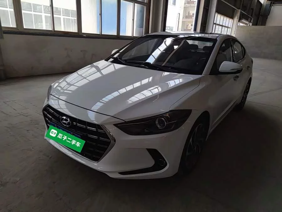 Hyundai elantra
