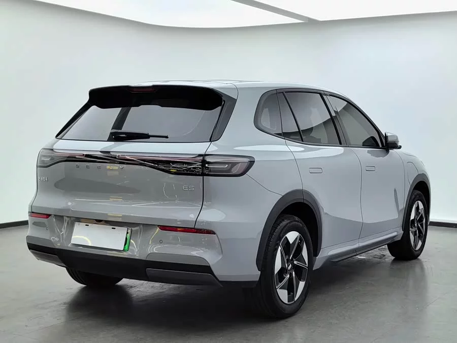 Geely Galaxy E5
