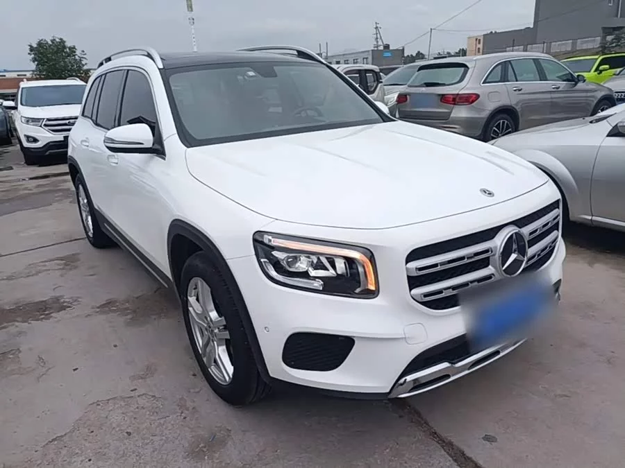 Mercedes Benz GLB