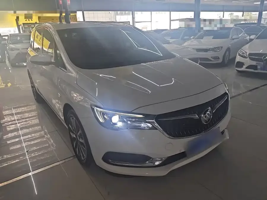 Buick GL6
