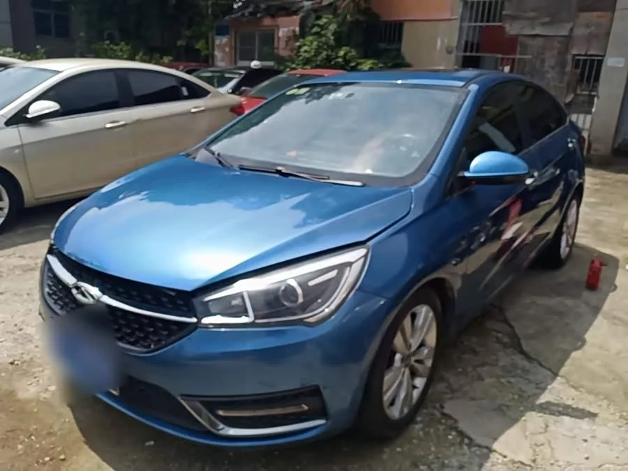 Chery Arrizo 5