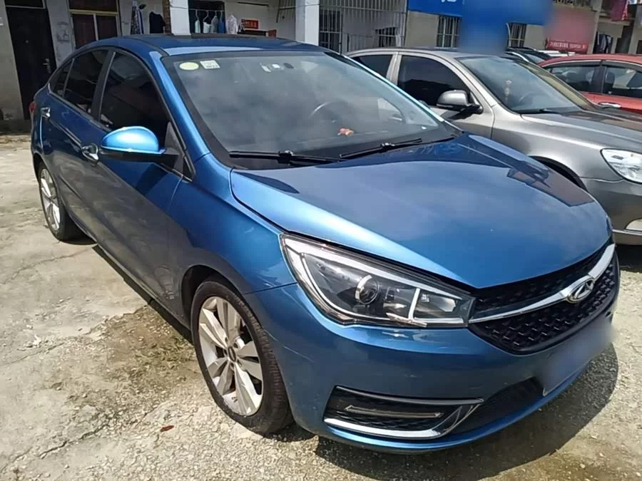 Chery Arrizo 5