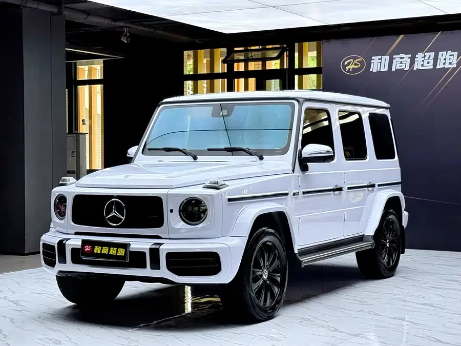 Mercedes Benz G-rated