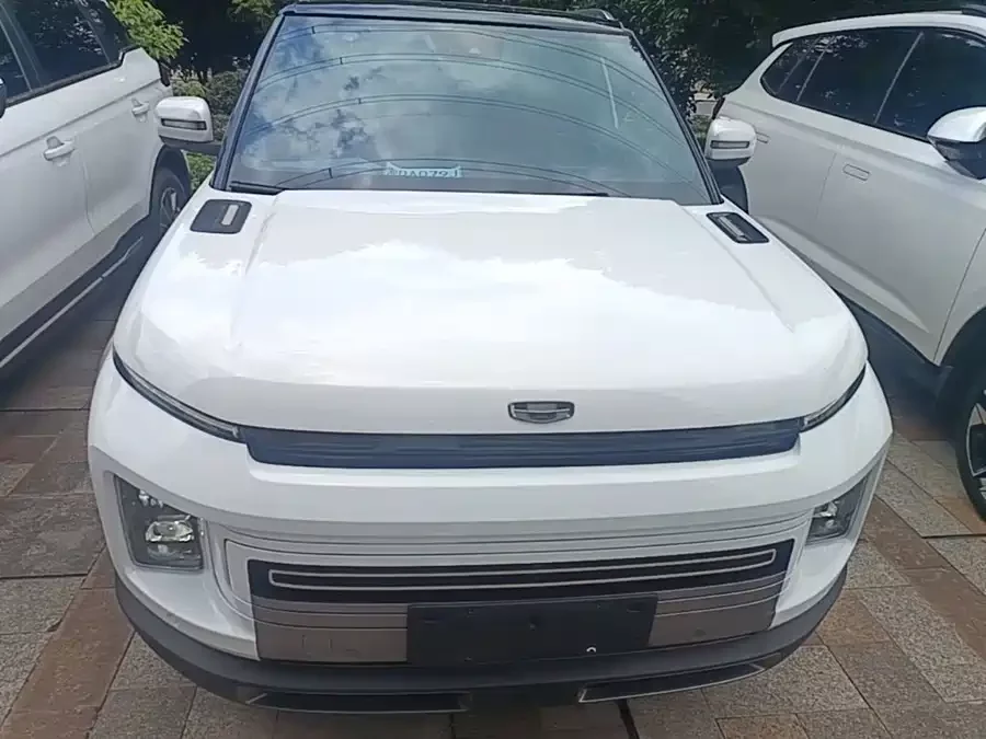 Geely ICON