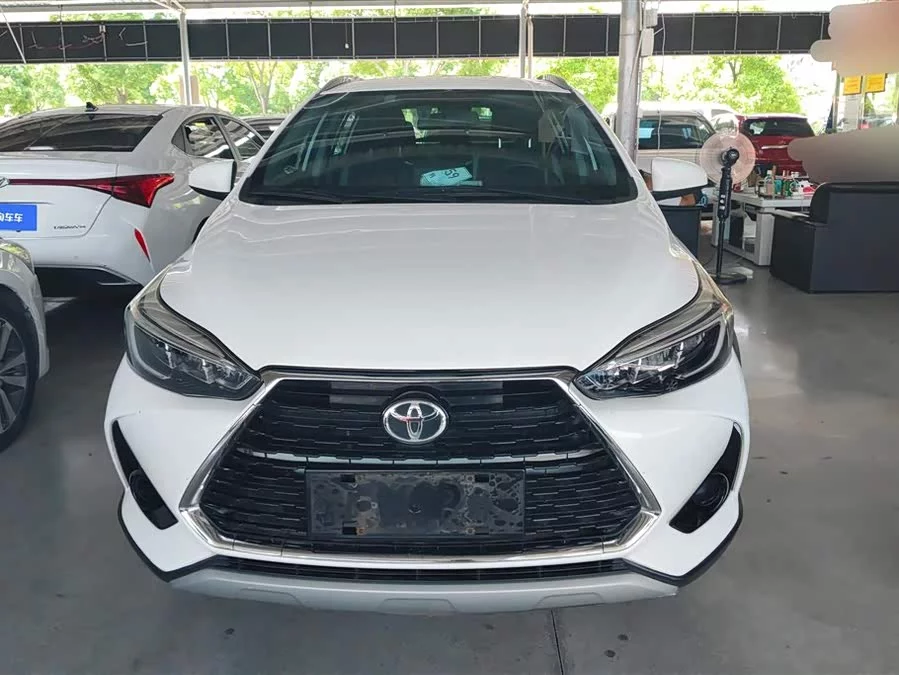 Toyota YARiS L