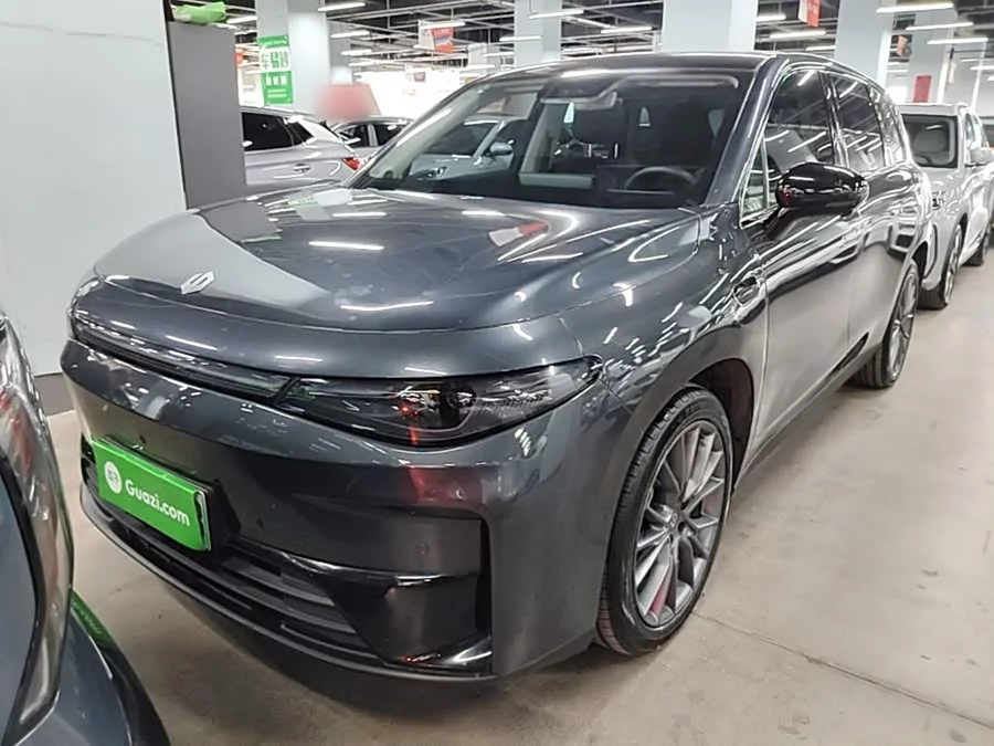 Leapmotor C10