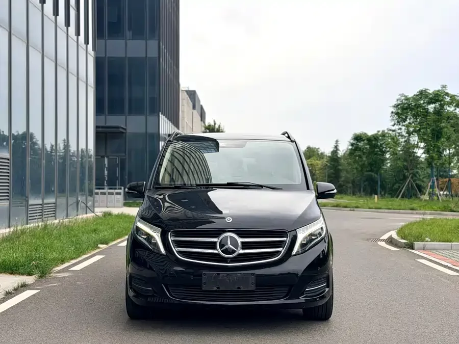 Mercedes Benz Class V