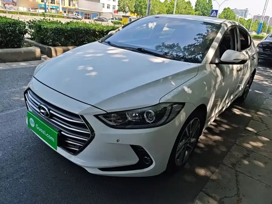 Hyundai elantra