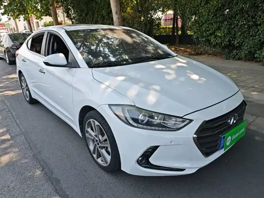Hyundai elantra